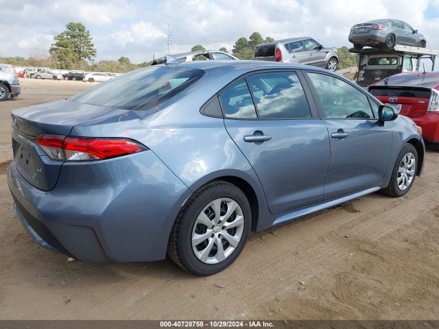Toyota COROLLA LE 2021 5YFEPMAE4MP187838 Image 4
