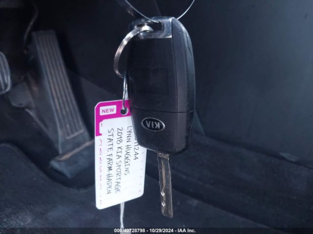 KNDPM3AC9J7472381 KIA Sportage Lx