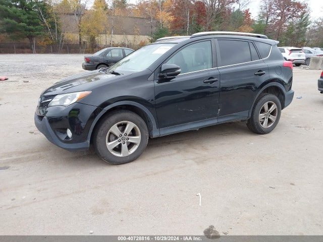 Toyota Rav4 Xle 2015 2T3RFREVXFW331011 Image 2