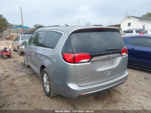Chrysler Pacifica Touring L 2019 2C4RC1BG3KR559906 Image 3