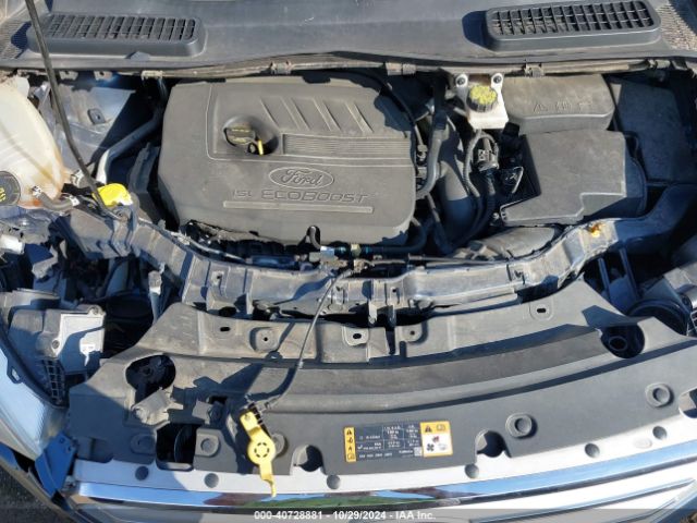 1FMCU9HD6JUB22753 Ford ESCAPE SEL