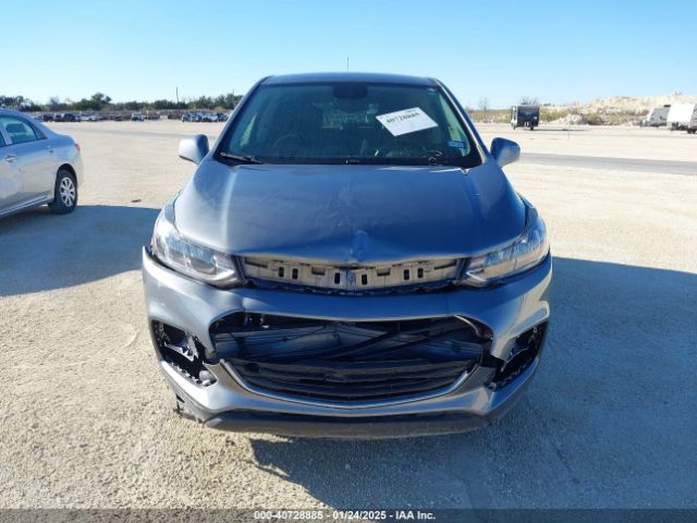 3GNCJKSB9LL215928 Chevrolet Trax Fwd Ls
