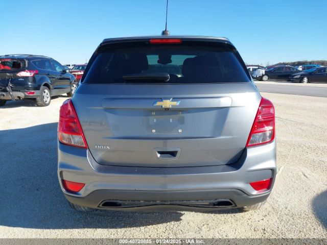 3GNCJKSB9LL215928 Chevrolet Trax Fwd Ls