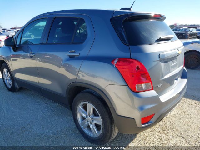 3GNCJKSB9LL215928 Chevrolet Trax Fwd Ls
