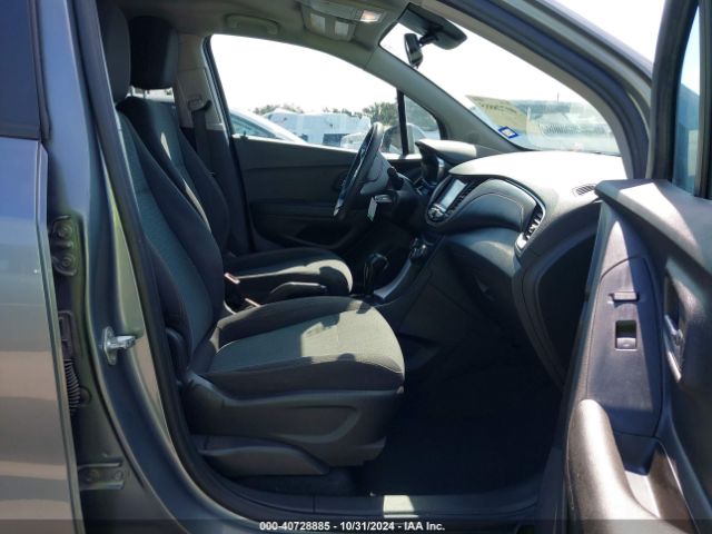 3GNCJKSB9LL215928 Chevrolet Trax Fwd Ls