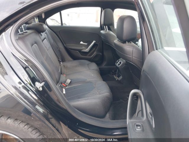WDD3G4FBXKW005768 Mercedes-Benz A 220 4matic