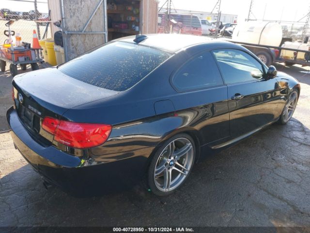 2013 BMW 335IS WBAKG1C55DJ217784 Photo 3