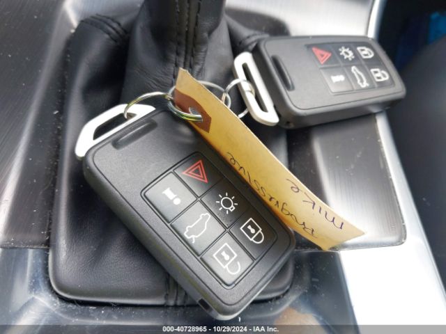 YV4902RC5F2605559 Volvo Xc60 T6 Premier Plus
