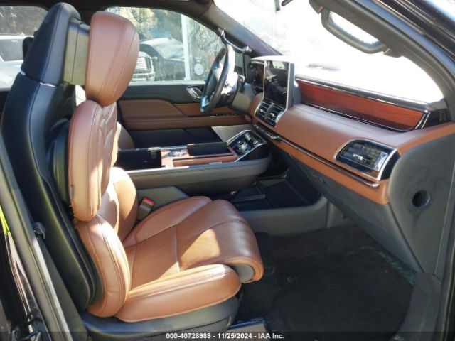 5LMJJ2LG9REL01106 Lincoln Navigator Reserve