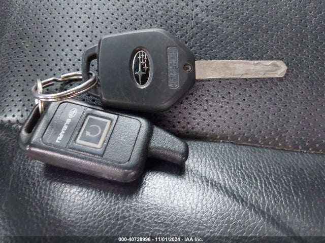 Subaru Outback 2.5i Limited 2014 4S4BRBMC4E3207717 Image 11