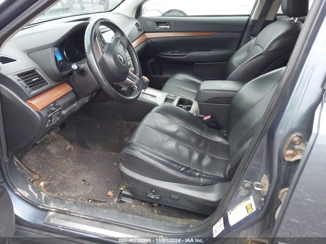 Subaru Outback 2.5i Limited 2014 4S4BRBMC4E3207717 Image 5