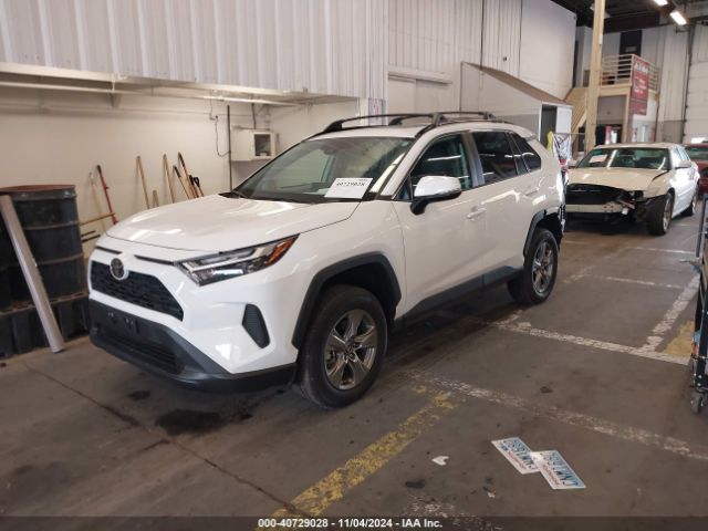 2T3P1RFV5RC454340 Toyota Rav4 Xle