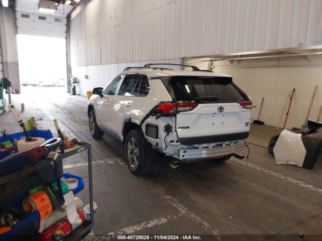 2T3P1RFV5RC454340 Toyota Rav4 Xle