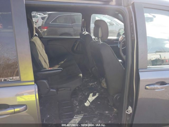 2C4RDGBG7JR153318 Dodge Grand Caravan Se Plus