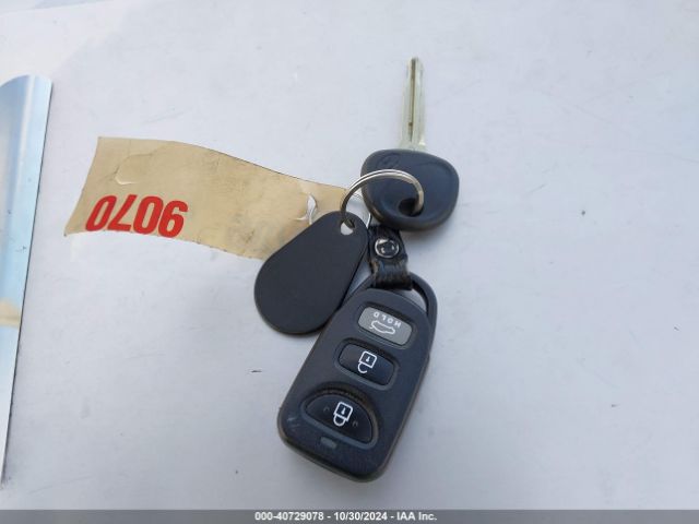 KMHD74LF5KU861184 Hyundai ELANTRA SE