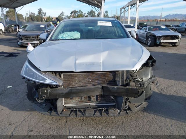 KMHD74LF5KU861184 Hyundai ELANTRA SE