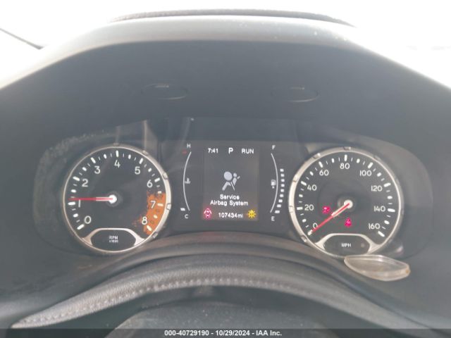 ZACCJABB0HPF00793 Jeep Renegade Latitude Fwd