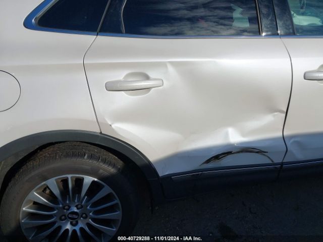 5LMCJ3D94JUL30117 Lincoln Mkc Reserve