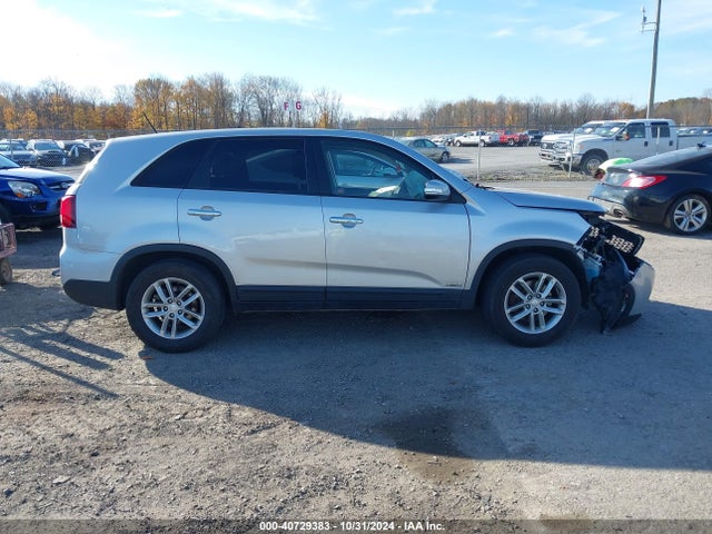 KIA SORENTO LX 2014 5XYKTCA66EG522234 Image 13