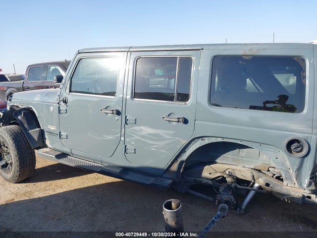 1C4BJWEGXFL717883 Jeep Wrangler Unlimited Sahara
