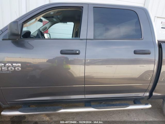 1C6RR7KT5KS525504 RAM 1500 Classic Tradesman  4x4 5'7 Box
