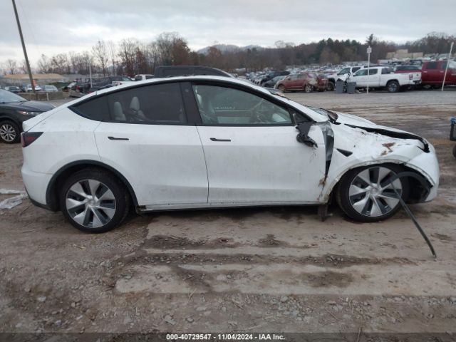 7SAYGDEE1NF337878 Tesla Model Y Long Range Dual Motor All-wheel Drive