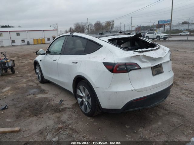 7SAYGDEE1NF337878 Tesla Model Y Long Range Dual Motor All-wheel Drive
