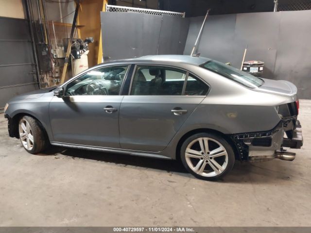 3VW4T7AJ9FM334507 Volkswagen Jetta 2.0t Gli Se