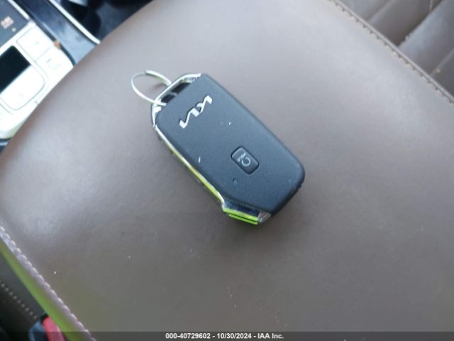 5XYP5DHC8NG316043 KIA Telluride Sx