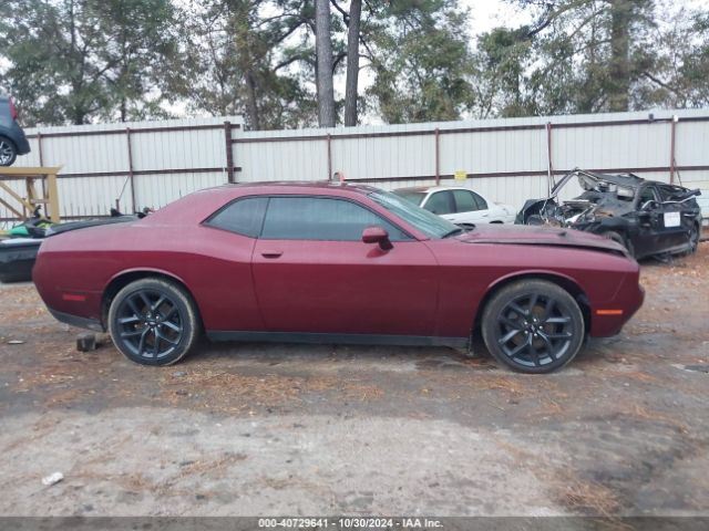 2C3CDZAG3KH521198 Dodge Challenger Sxt