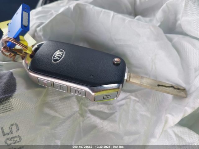 KNDJ23AU6L7735062 KIA SOUL S