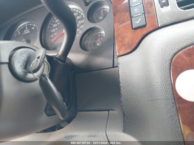 2007 CHEVROLET SUBURBAN 3GNFC16067G271642 Photo 10