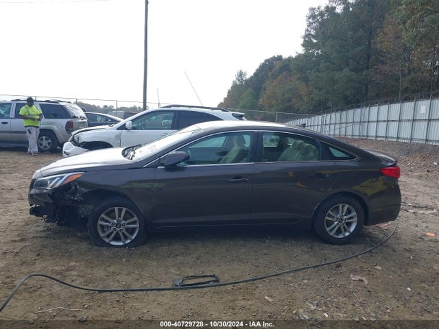 Hyundai SONATA SE 2015 5NPE24AF3FH192598 Image 14