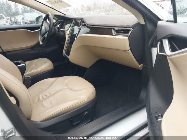 2013 TESLA MODEL S 5YJSA1CN7DFP09907 Photo 4