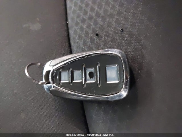 1G1ZD5ST7JF264095 Chevrolet MALIBU LT