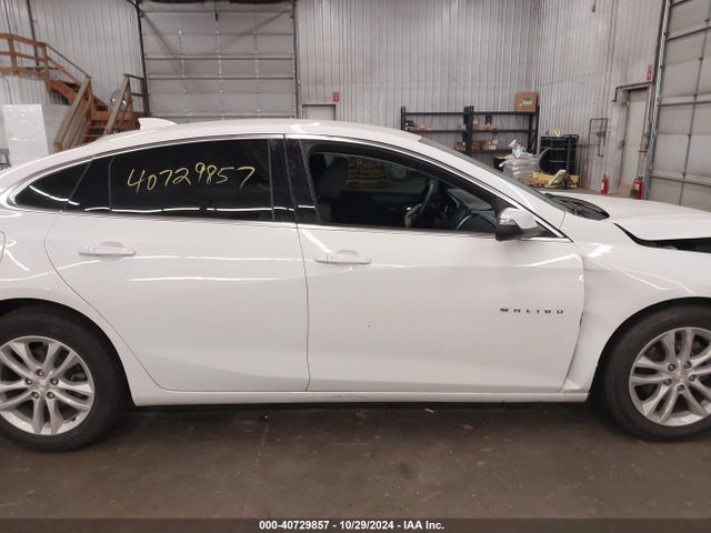 1G1ZD5ST7JF264095 Chevrolet MALIBU LT