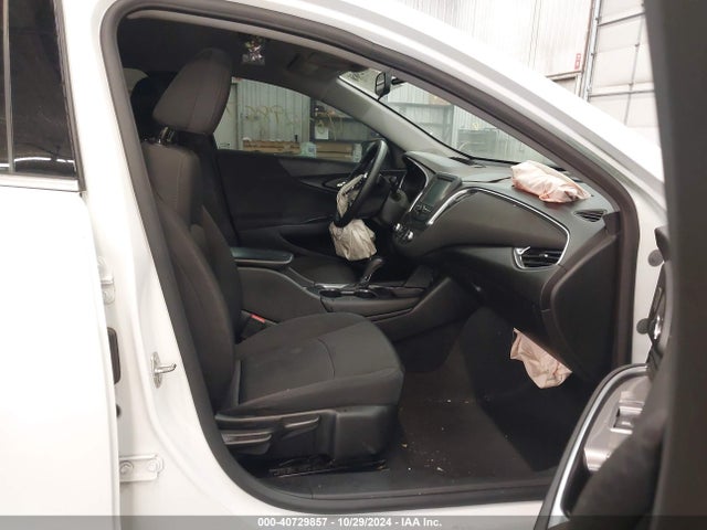 1G1ZD5ST7JF264095 Chevrolet MALIBU LT