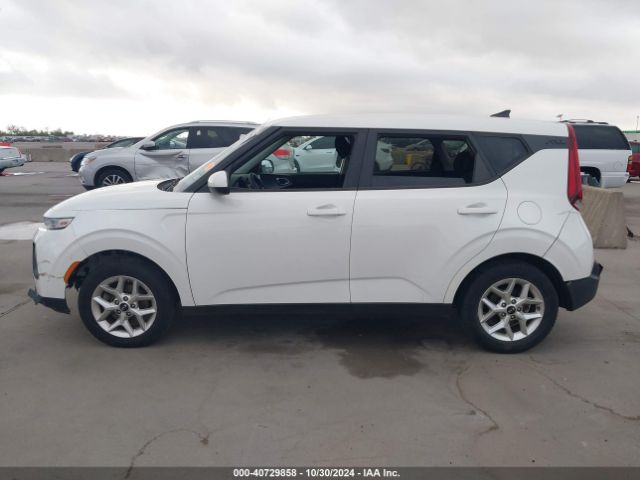 KNDJ23AU8L7056989 KIA SOUL S