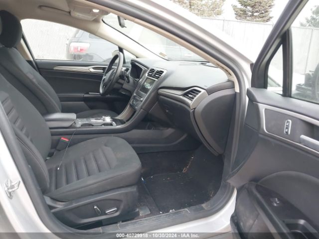 3FA6P0HD7HR311116 Ford FUSION SE