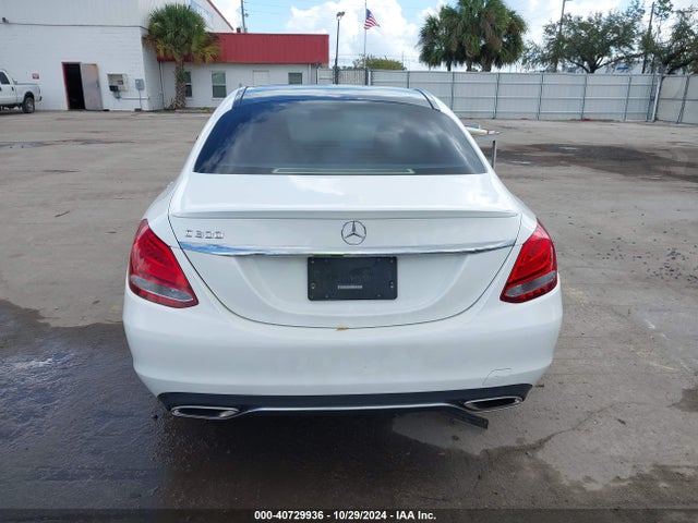 55SWF4JBXGU131575 Mercedes-Benz C 300 Luxury/sport