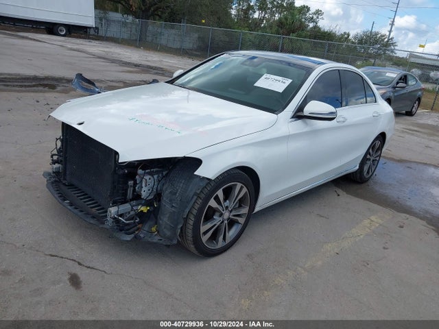 55SWF4JBXGU131575 Mercedes-Benz C 300 Luxury/sport