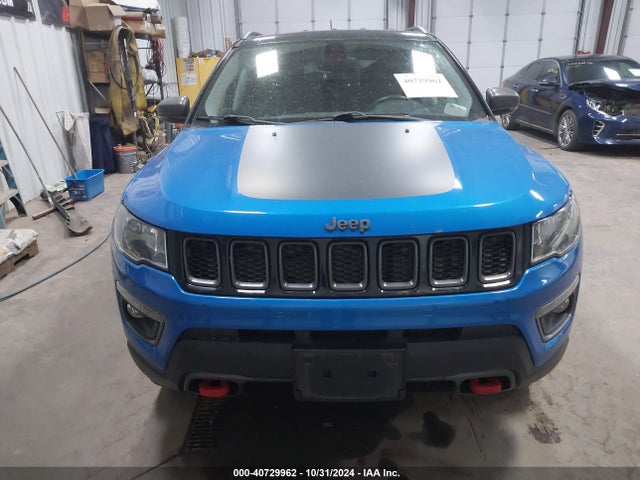 3C4NJDDB9JT231750 Jeep Compass Trailhawk 4x4