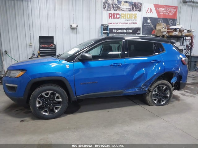 3C4NJDDB9JT231750 Jeep Compass Trailhawk 4x4