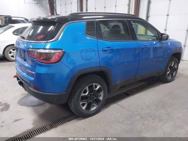 3C4NJDDB9JT231750 Jeep Compass Trailhawk 4x4