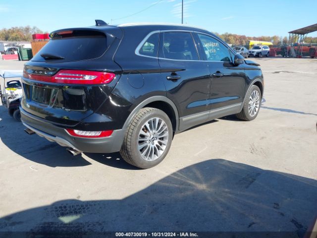 5LMCJ3D95HUL55652 Lincoln Mkc Reserve