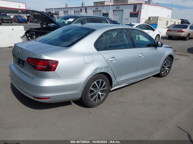 3VWD67AJXGM268025 Volkswagen Jetta 1.4t Se