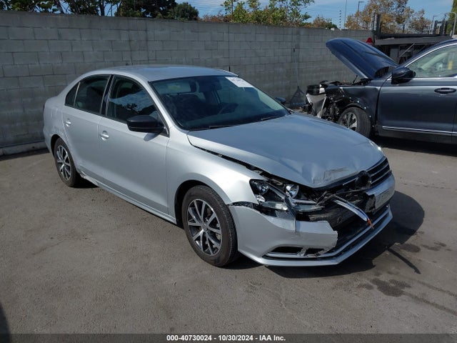 3VWD67AJXGM268025 Volkswagen Jetta 1.4t Se