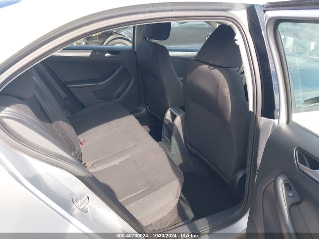 3VWD67AJXGM268025 Volkswagen Jetta 1.4t Se