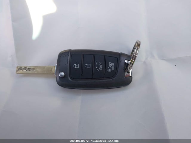 Hyundai Veloster 2.0 2019 KMHTG6AF5KU014854 Image 11