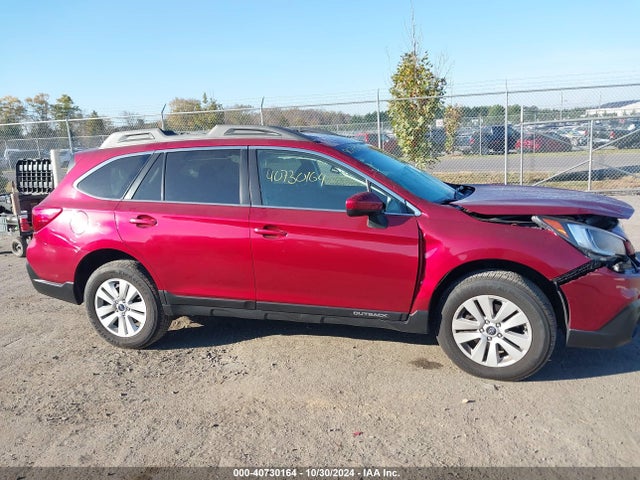 Subaru Outback 2.5i Premium 2018 4S4BSACC4J3372323 Image 13